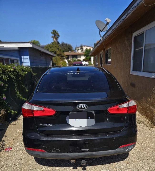 2015 Kia Forte - Image 9 of 19