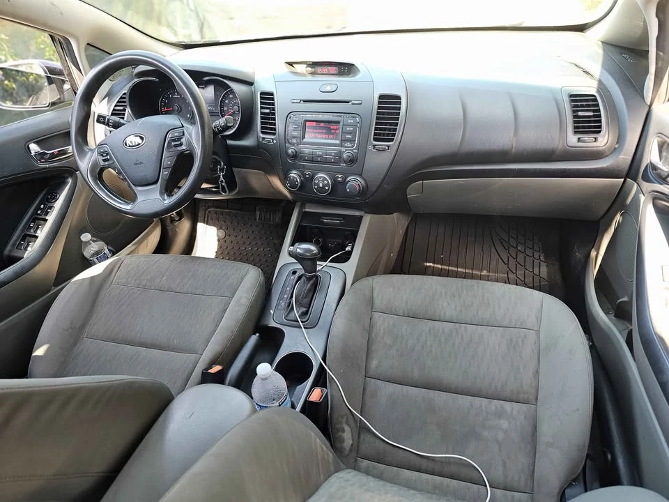 2015 Kia Forte - Image 6 of 19