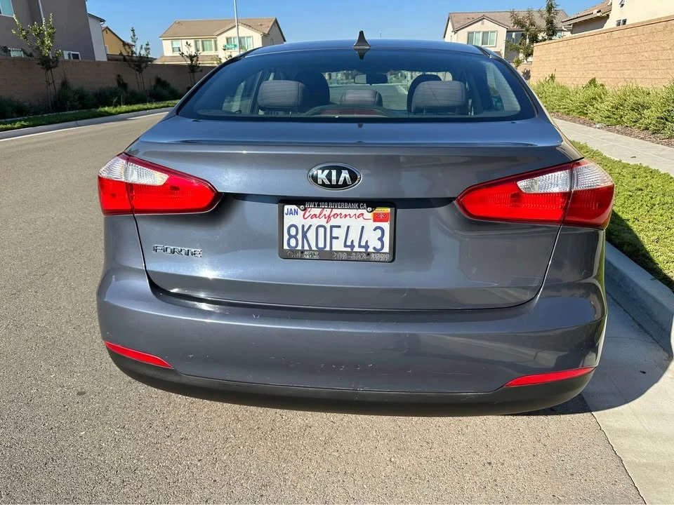 2015 Kia Forte - Image 5 of 20