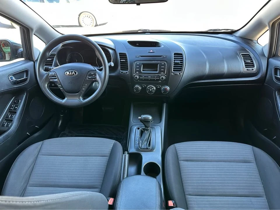 2015 Kia Forte - Image 11 of 20