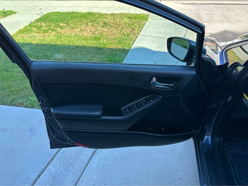2015 Kia Forte - Image 10 of 19