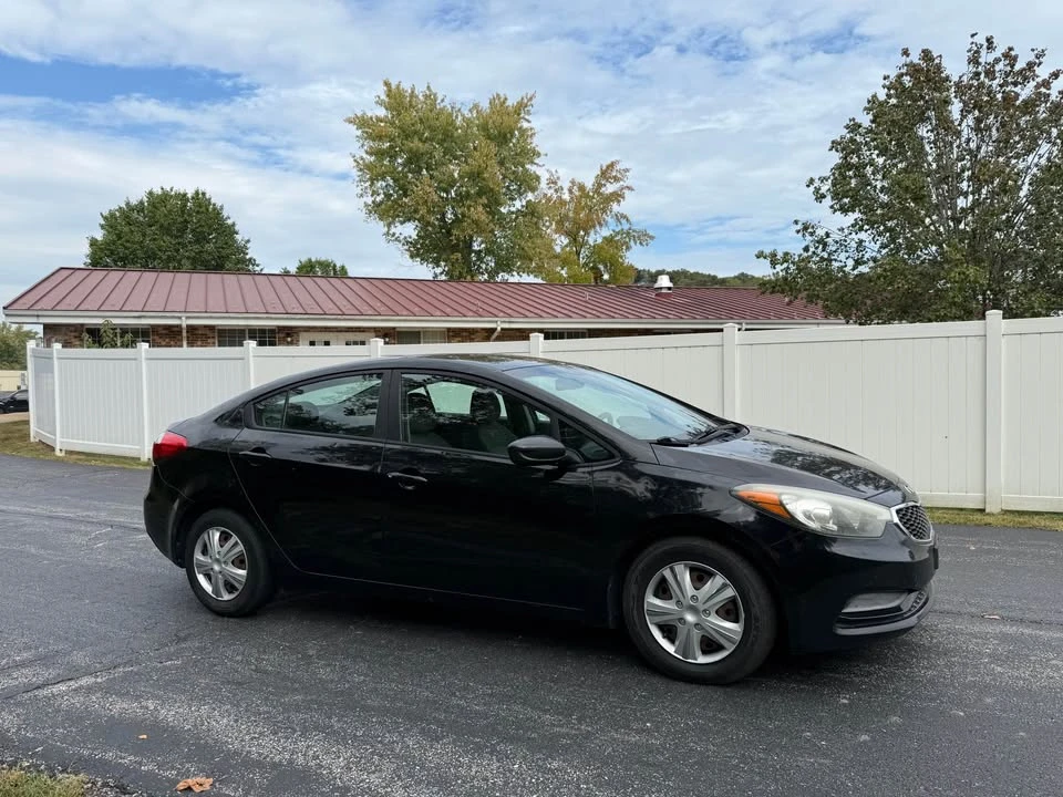 2015 Kia Forte - Image 2 of 6