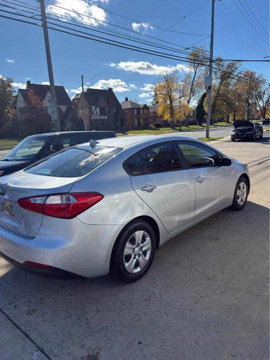 2015 Kia Forte - Image 2 of 7