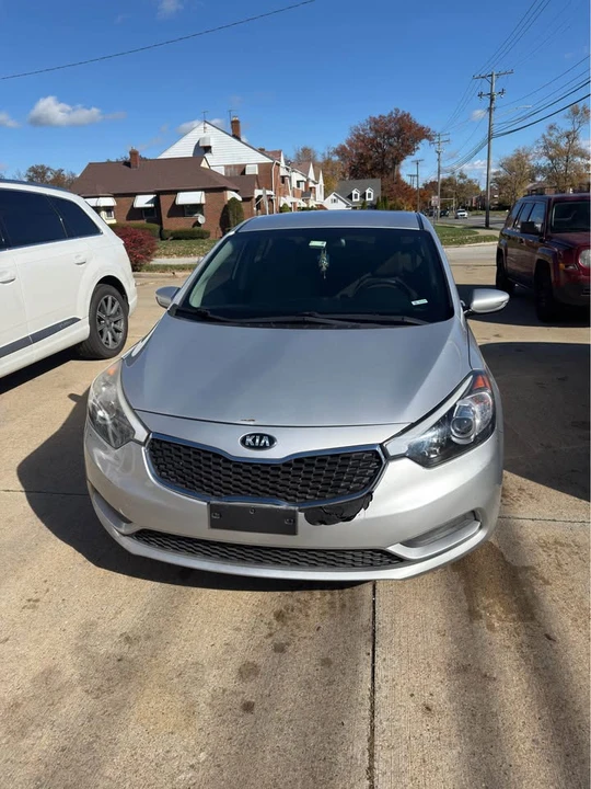 2015 Kia Forte - Image 3 of 7