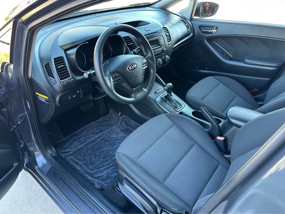 2015 Kia Forte - Image 11 of 20