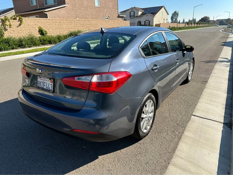 2015 Kia Forte - Image 9 of 19