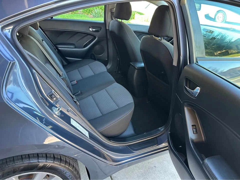 2015 Kia Forte - Image 16 of 20