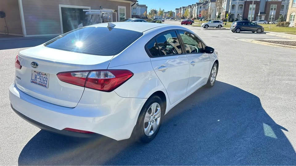 2015 Kia Forte - Image 4 of 6