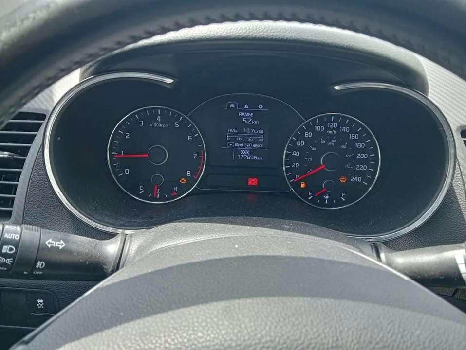 2015 Kia Forte - Image 7 of 12