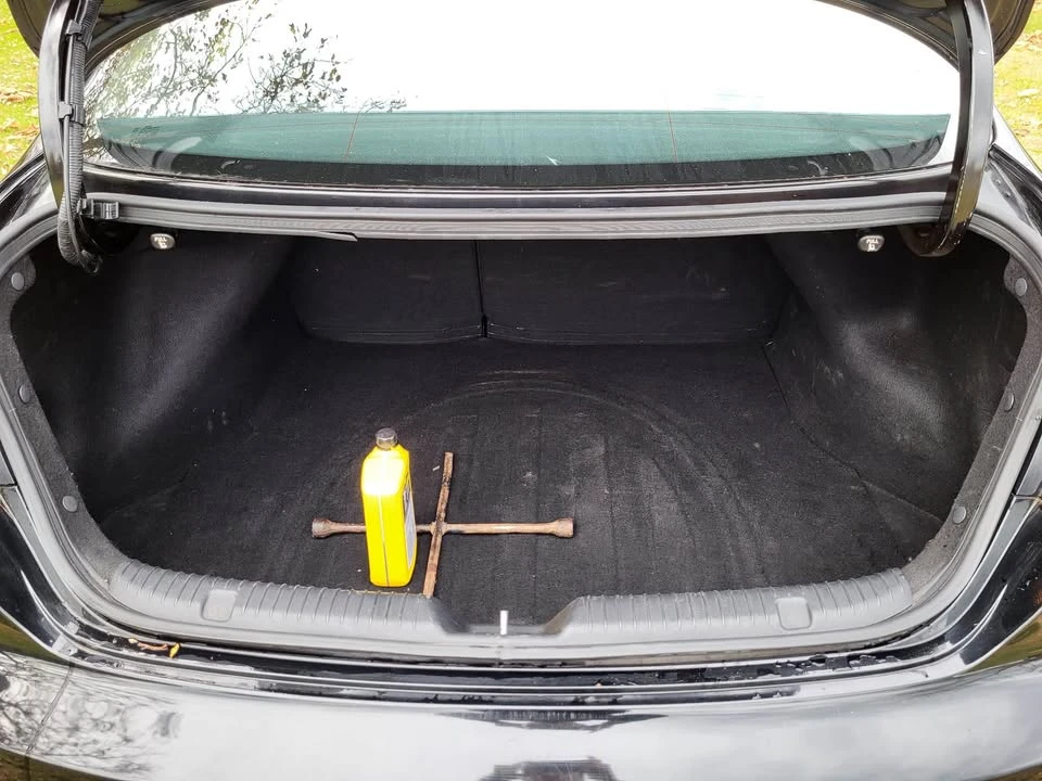 2015 Kia Forte - Image 12 of 13