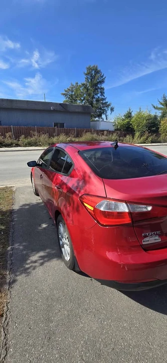 2015 Kia Forte - Image 4 of 9