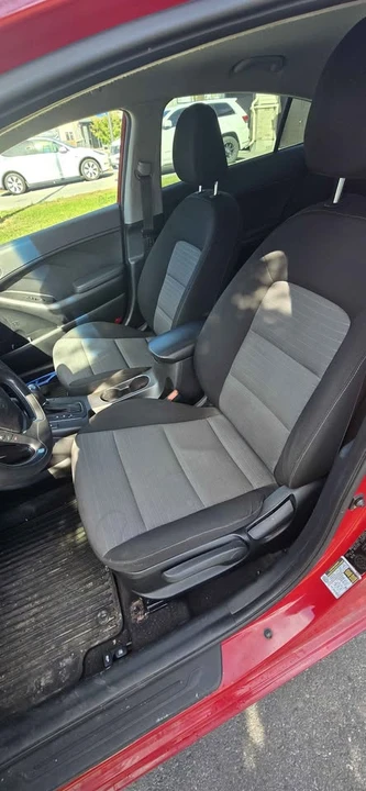 2015 Kia Forte - Image 8 of 9