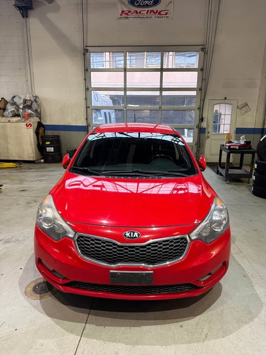 2015 Kia Forte - Image 3 of 15