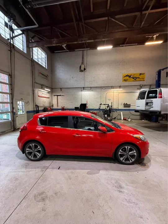 2015 Kia Forte - Image 5 of 15