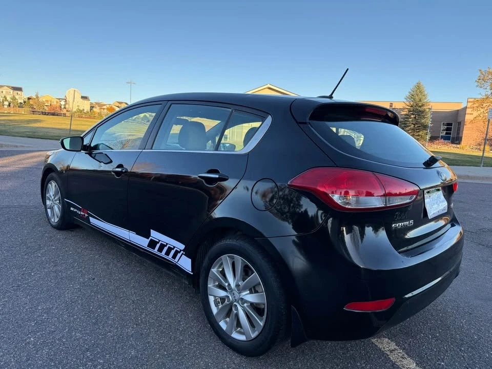 2015 Kia Forte - Image 8 of 12