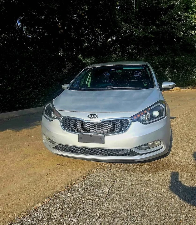 2015 Kia Forte - Image 13 of 20