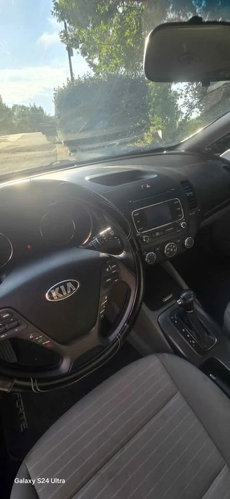 2015 Kia Forte - Image 16 of 20