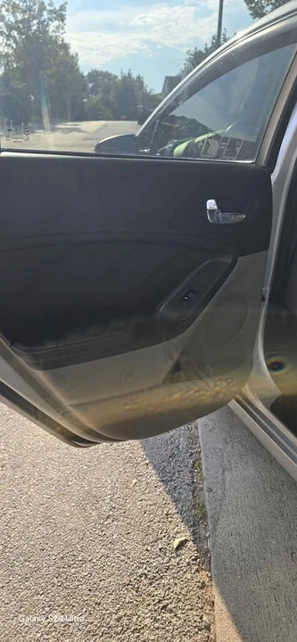 2015 Kia Forte - Image 7 of 20