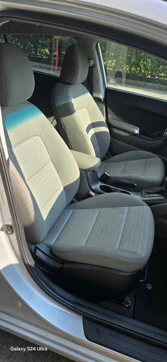2015 Kia Forte - Image 10 of 20
