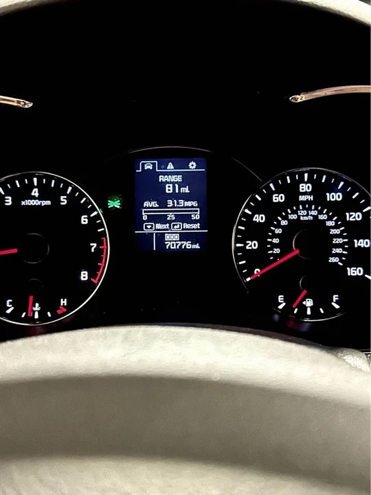 2015 Kia Forte - Image 10 of 14