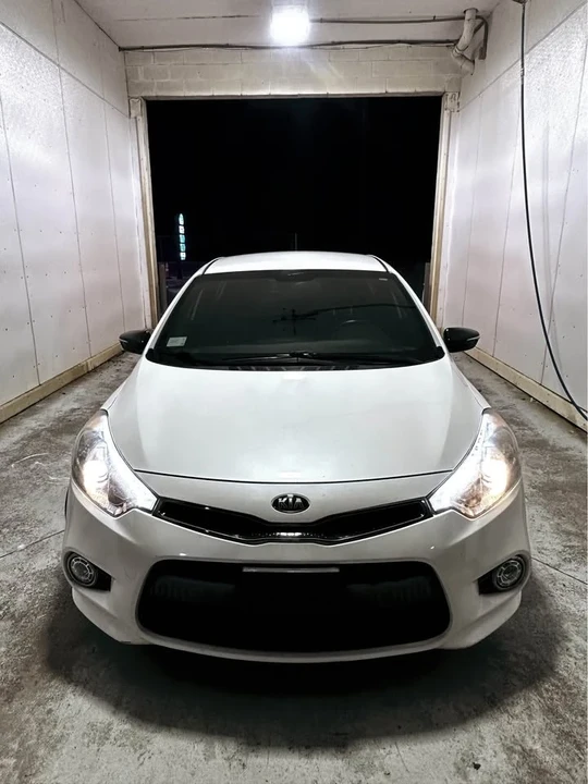 2015 Kia Forte - Image 2 of 14