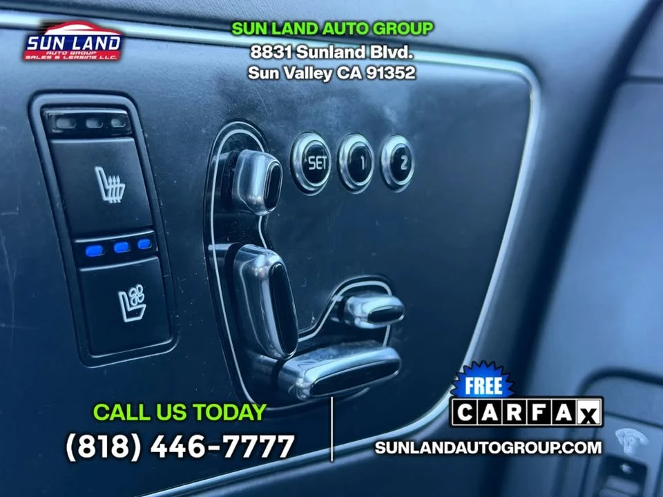 2015 Kia K900 - Image 18 of 18