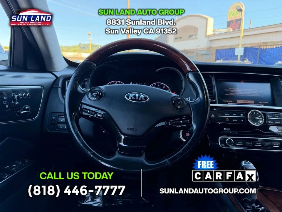 2015 Kia K900 - Image 10 of 18