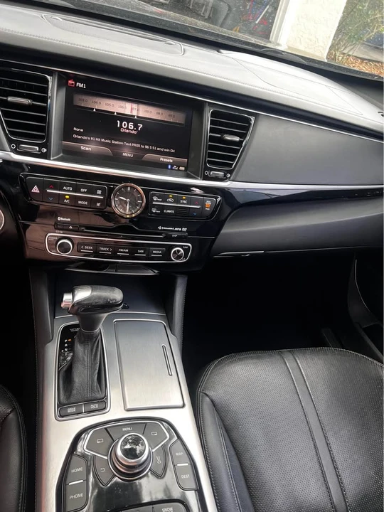 2015 Kia K900 - Image 9 of 10