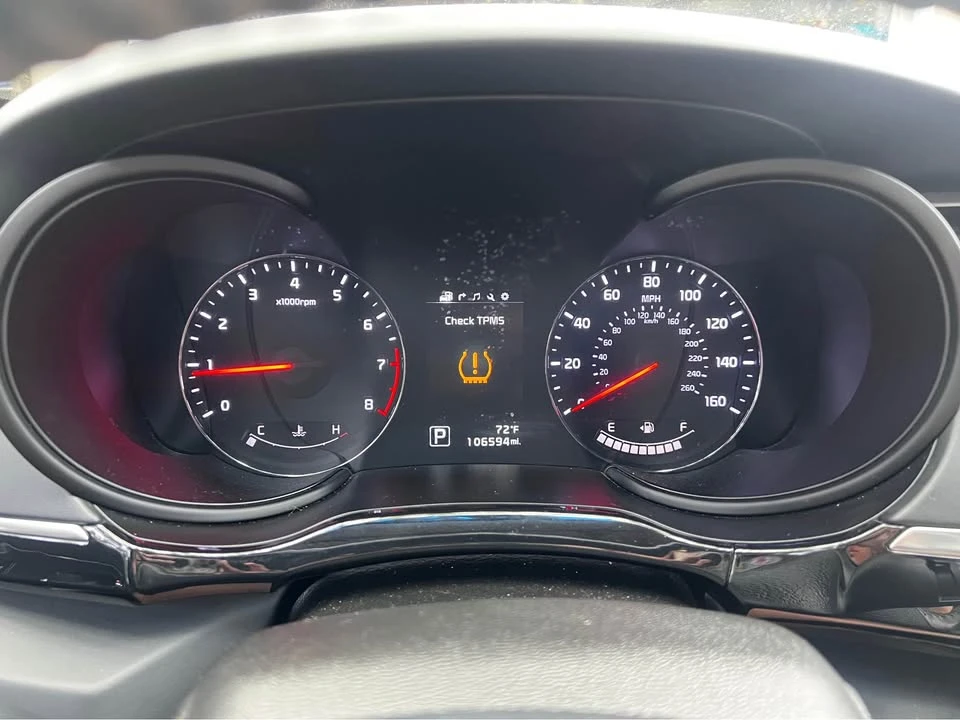 2015 Kia K900 - Image 7 of 10