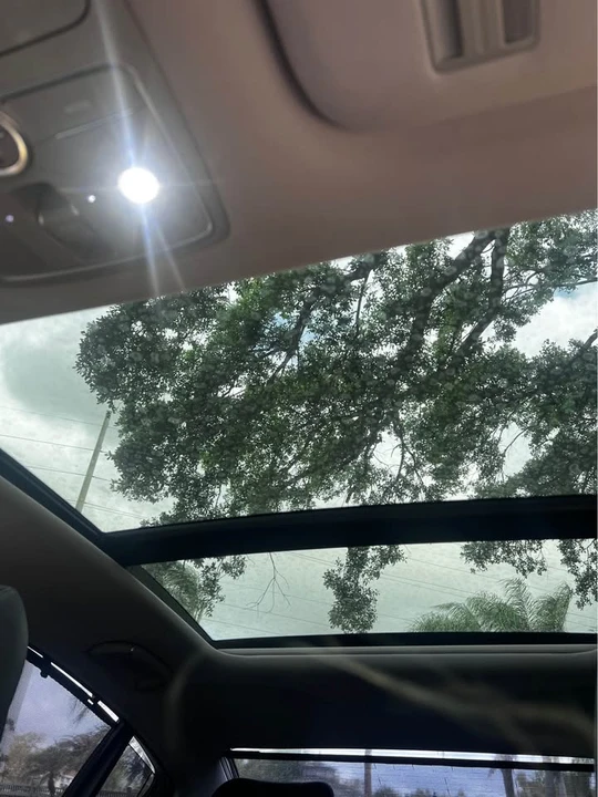 2015 Kia K900 - Image 6 of 10
