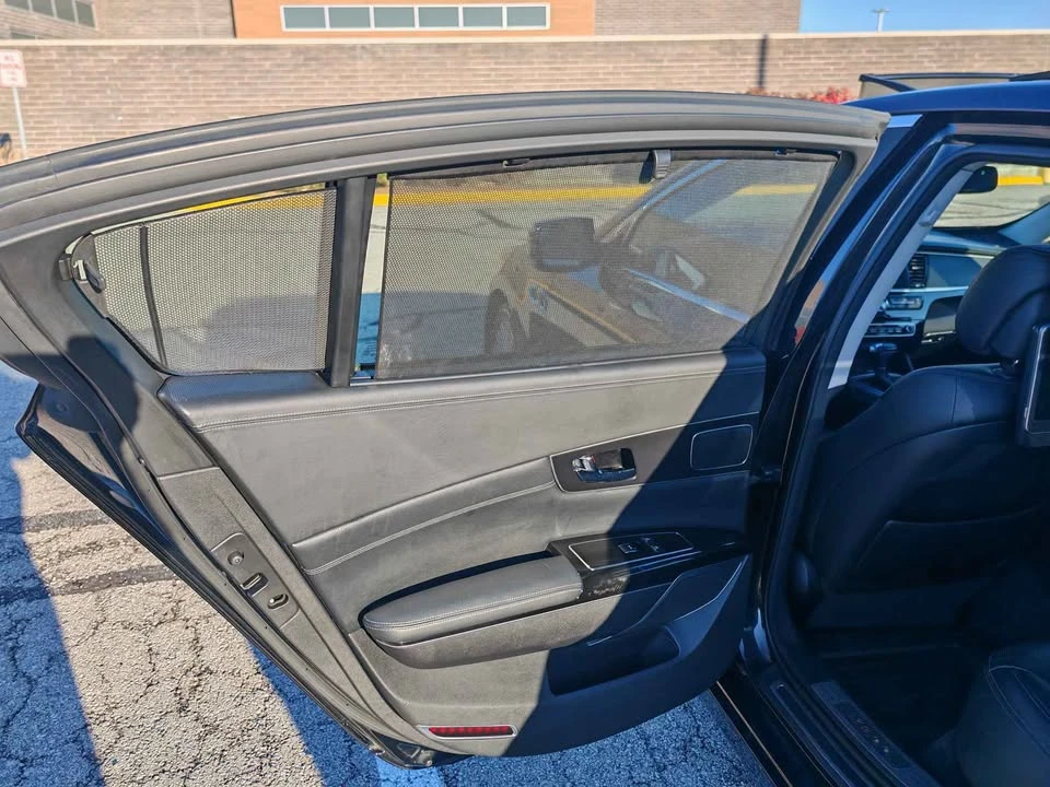 2015 Kia K900 - Image 7 of 20
