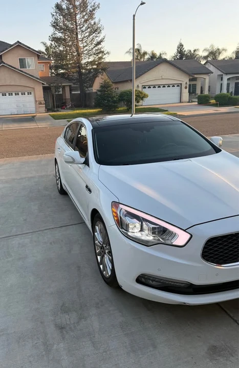 2015 Kia K900 - Image 11 of 12