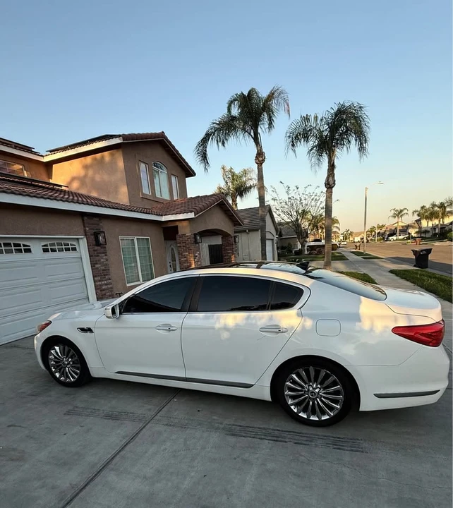 2015 Kia K900 - Image 2 of 12