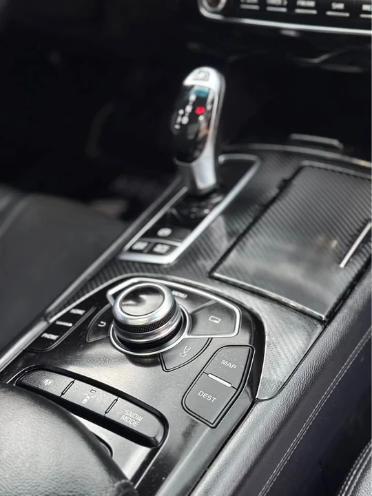 2015 Kia K900 - Image 18 of 20