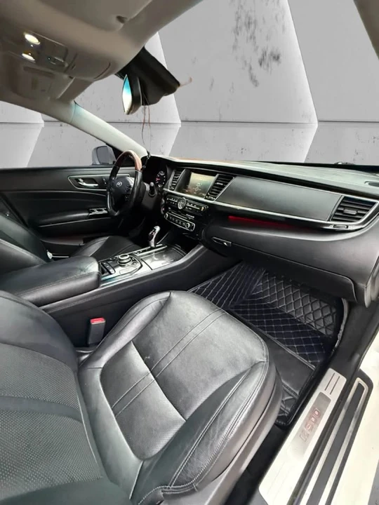 2015 Kia K900 - Image 15 of 20