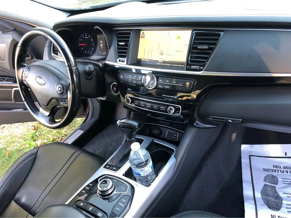 2015 Kia K900 - Image 14 of 20
