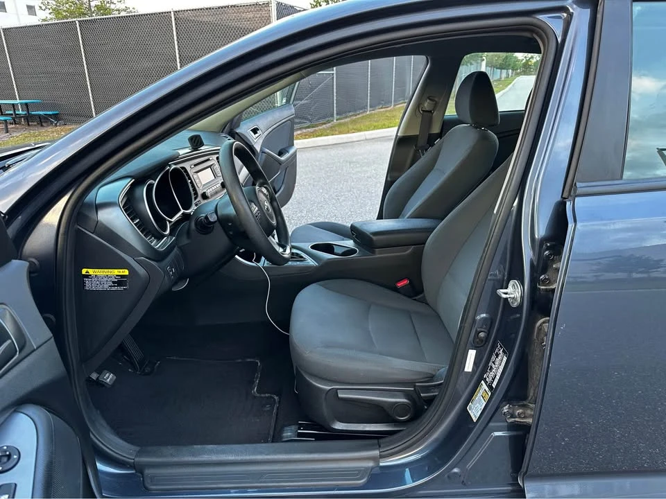 2015 Kia Optima/K5 - Image 10 of 16