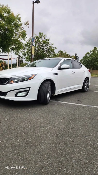 2015 Kia Optima/K5 - Image 2 of 11