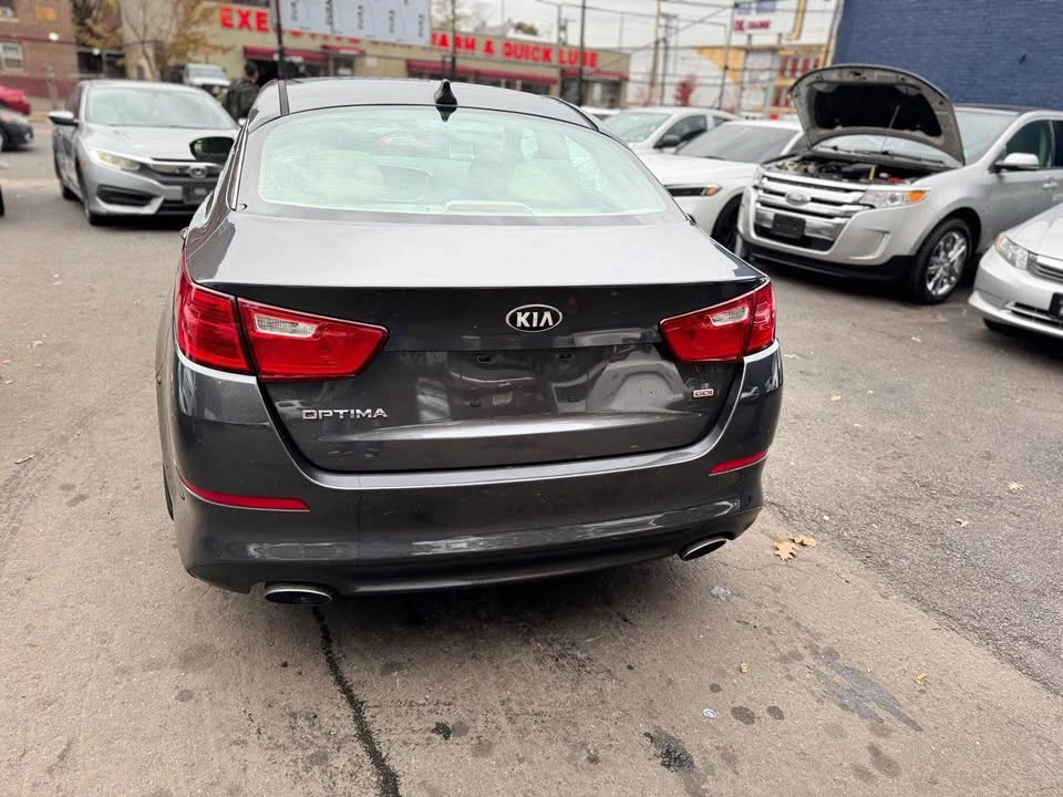 2015 Kia Optima/K5 - Image 9 of 11