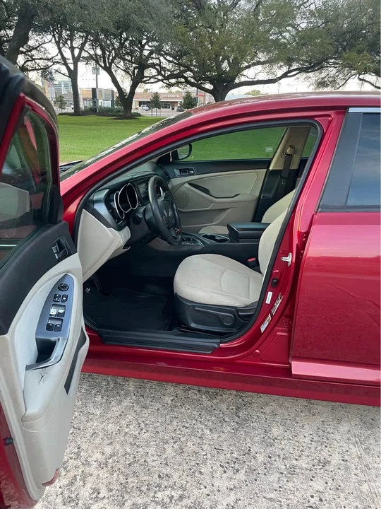 2015 Kia Optima/K5 - Image 10 of 18