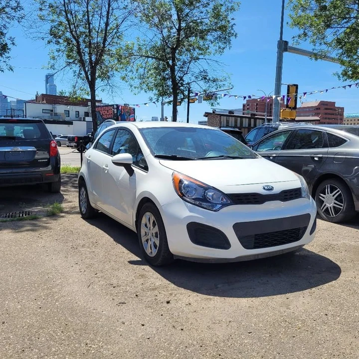 2015 Kia Rio - Image 5 of 11