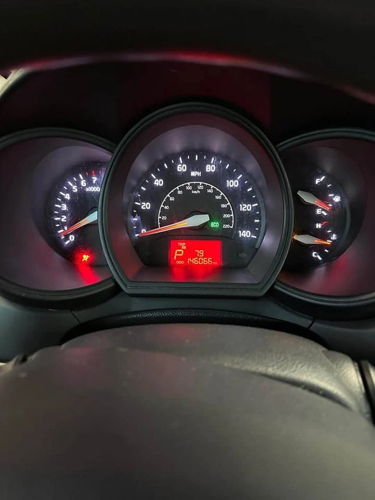 2015 Kia Rio - Image 9 of 9