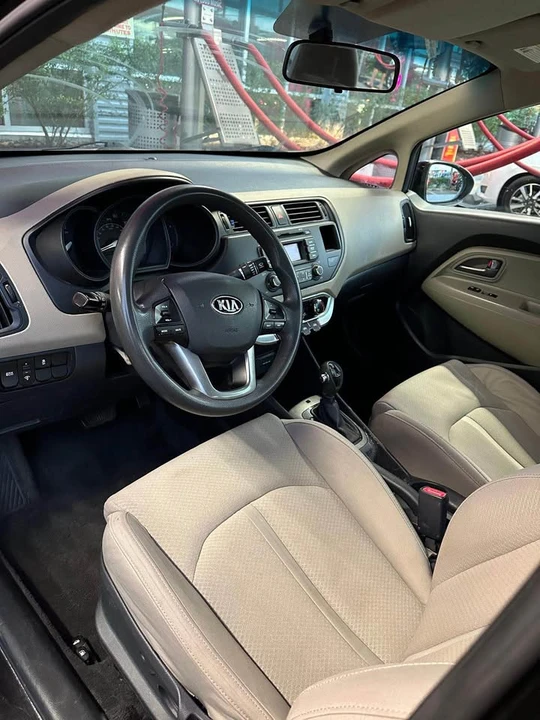 2015 Kia Rio - Image 5 of 9