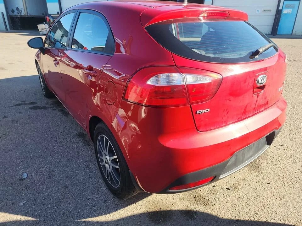 2015 Kia Rio - Image 2 of 8