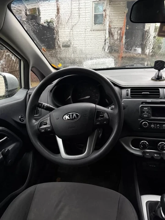 2015 Kia Rio - Image 13 of 13