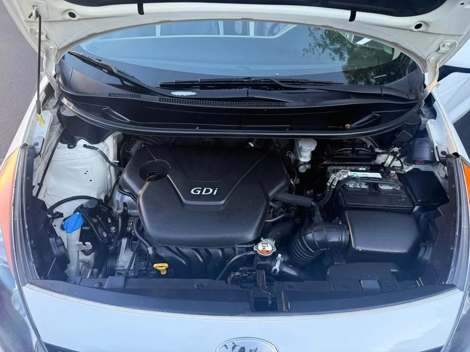2015 Kia Rio - Image 6 of 9