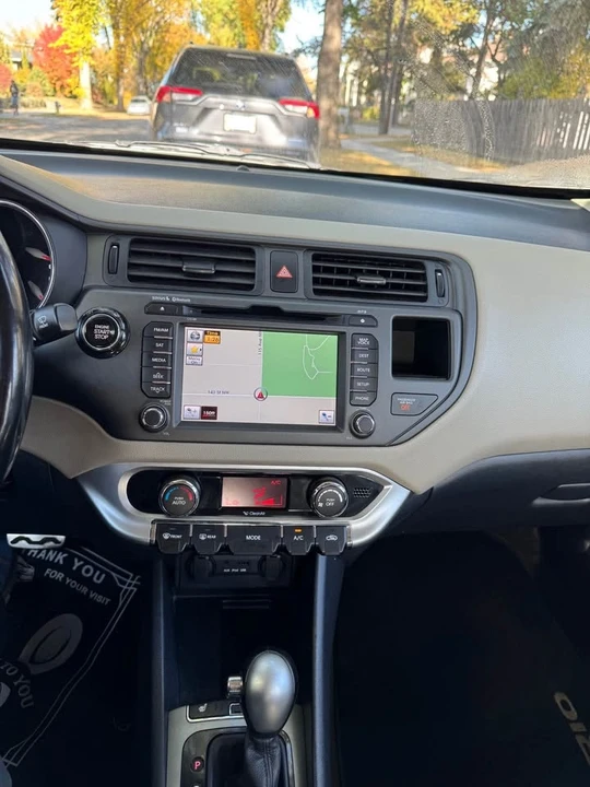 2015 Kia Rio - Image 4 of 9