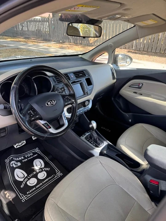 2015 Kia Rio - Image 6 of 9