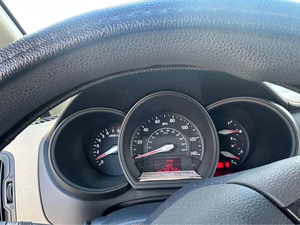 2015 Kia Rio - Image 10 of 12