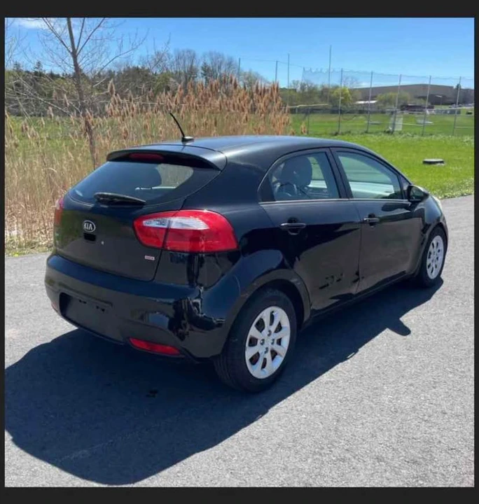 2015 Kia Rio - Image 3 of 6